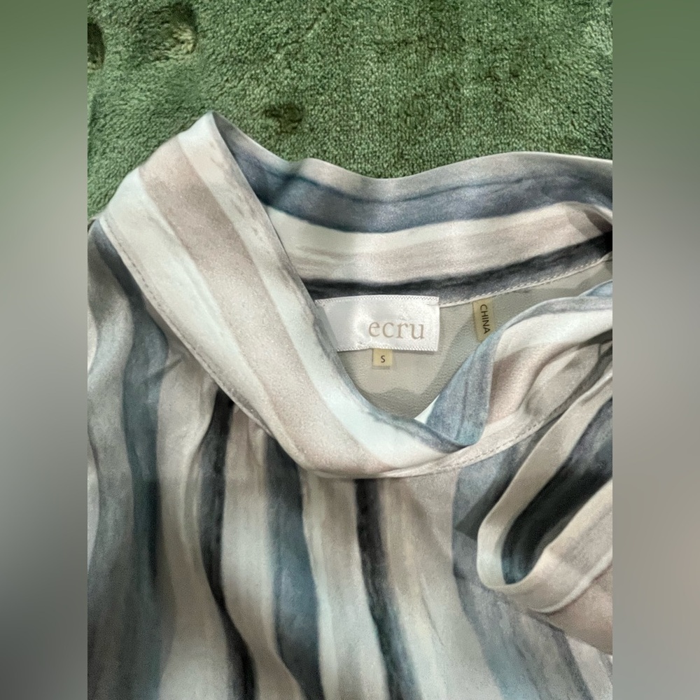 Ecru Striped Halter Top with Bow - Cream and Gray Size S - Picture 2 of 9